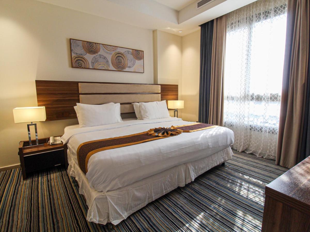 Friesian Aparthotel *